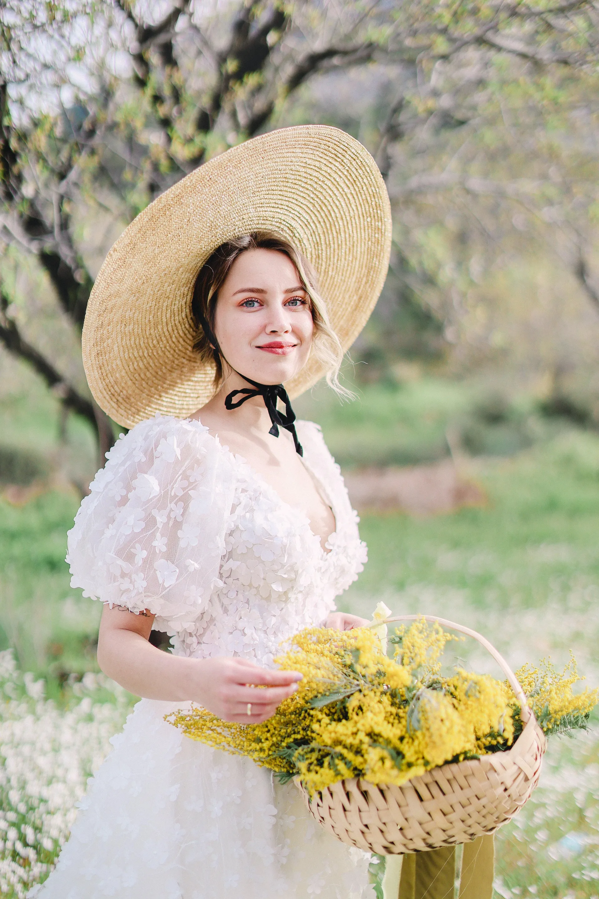 Flora Balon Kol Çiçekli A Kesim Gelinlik