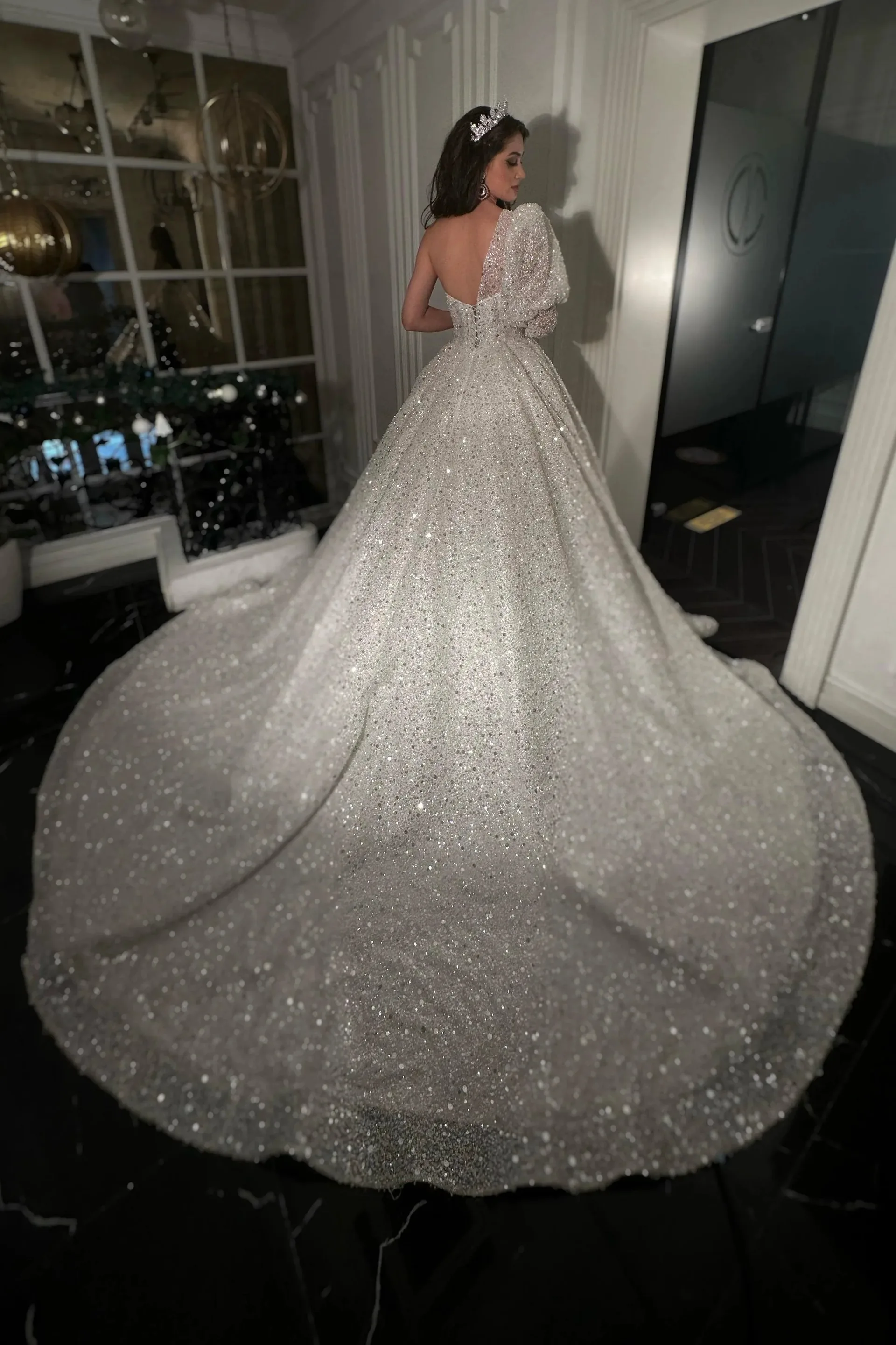 Levana İncili Straplez Prenses Model Gelinlik