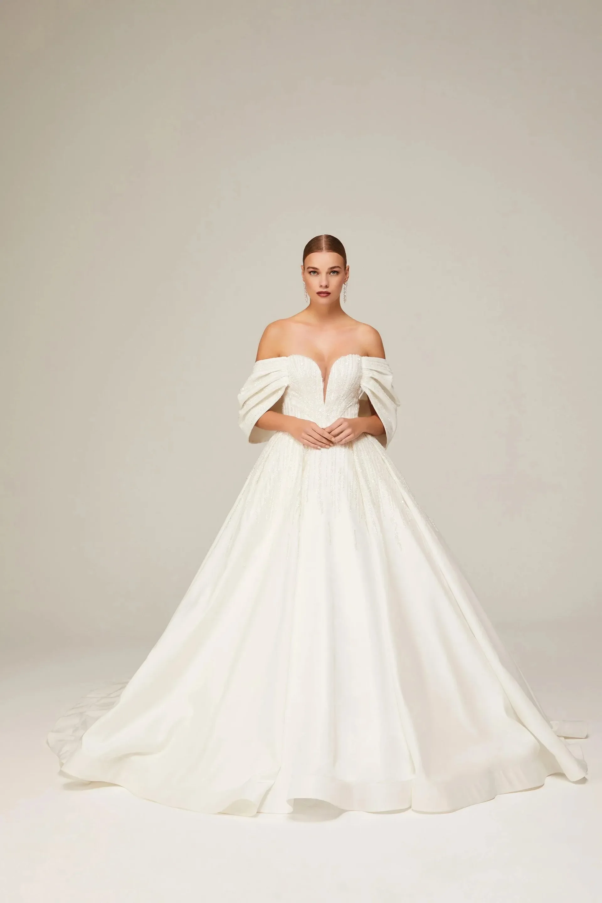Nastya Çizgisel Dantel Prenses Model Gelinlik