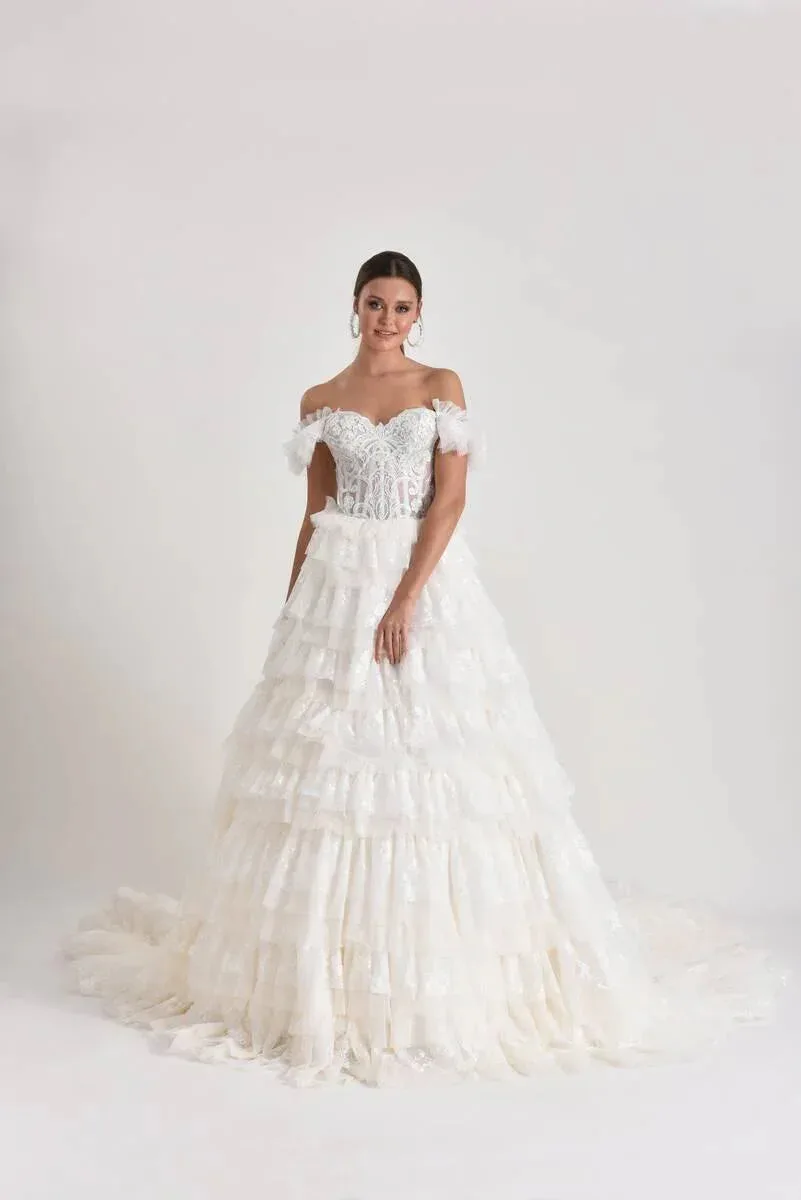 Puppis Çiçek Dantel Prenses Model Gelinlik