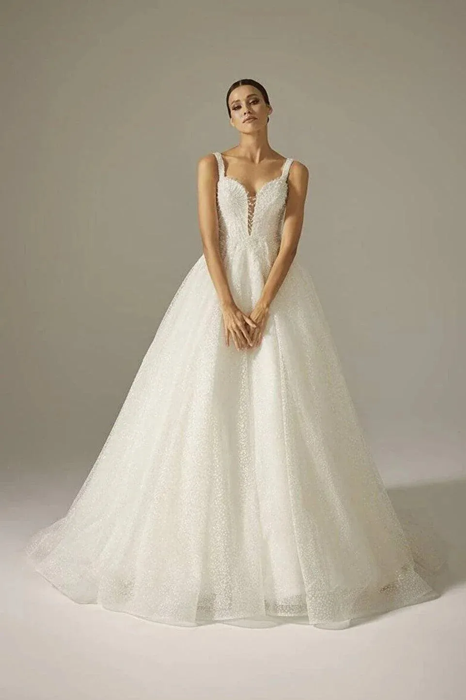 Karla Taş İşlemeli Prenses Model Gelinlik